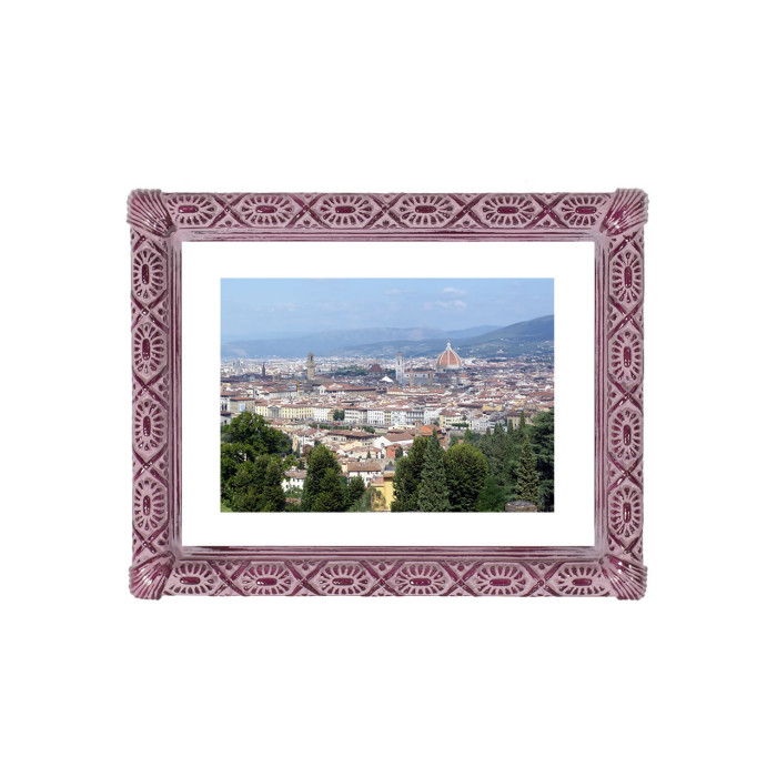 Cornice decorata a rosette, color bordeaux